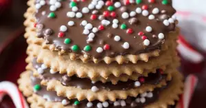 Holiday Ritz Cracker Peanut Butter Delights